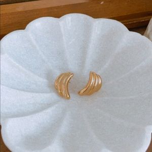 Vintage Retro Gold Earrings